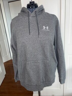 Under Armour Men's Heather Gray Hooded Sweatshirt with Logo